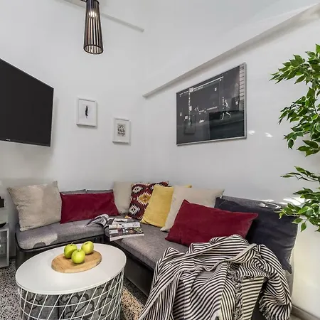 Molo Longo Apartman *