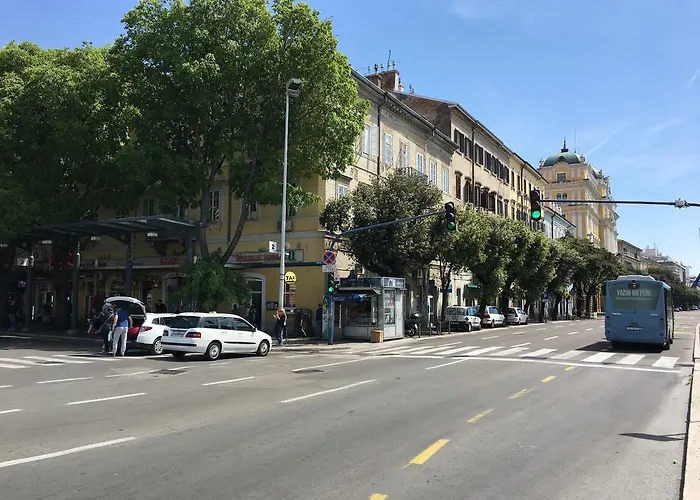 Apartment Molo Longo